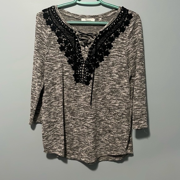 Long sleeve tee - Picture 1 of 4